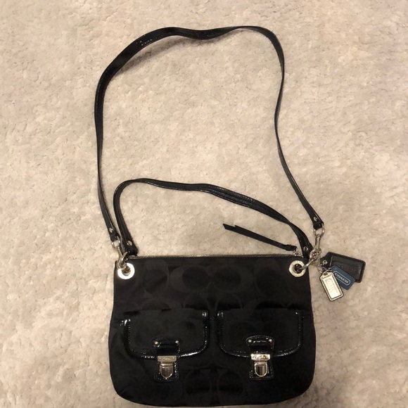 Coach Handbags - COACH 👜 Purse